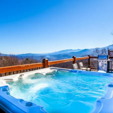 Villa Little Cub Retreat Mtn View, Hot Tub, Indoor Pool